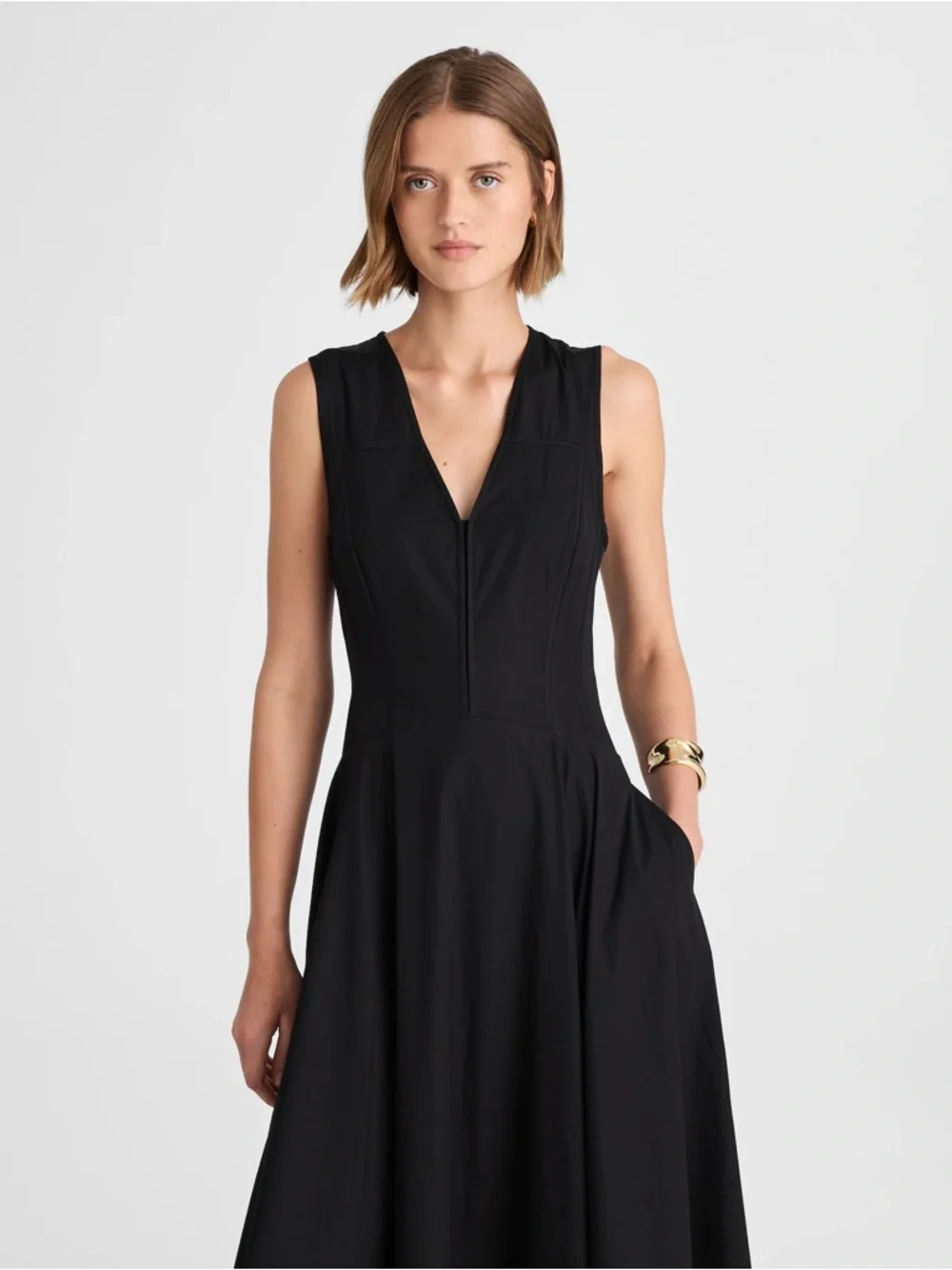 Madewell Sleeveless V-Neck Circle Midi Dress Size 0 Jet Black - Picture 2 of 10
